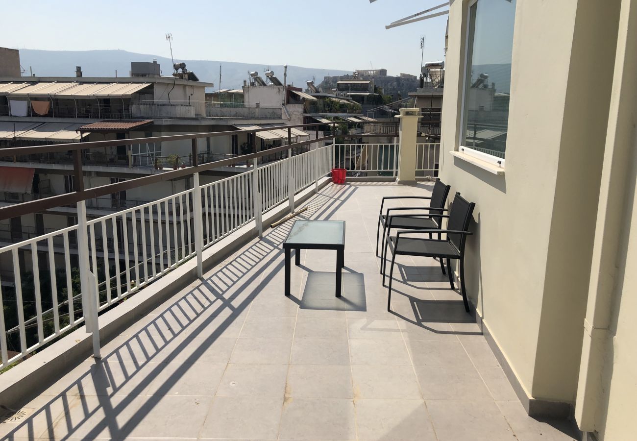 公寓 在 Athens - Gtrip Charming Acropolis View Duplex