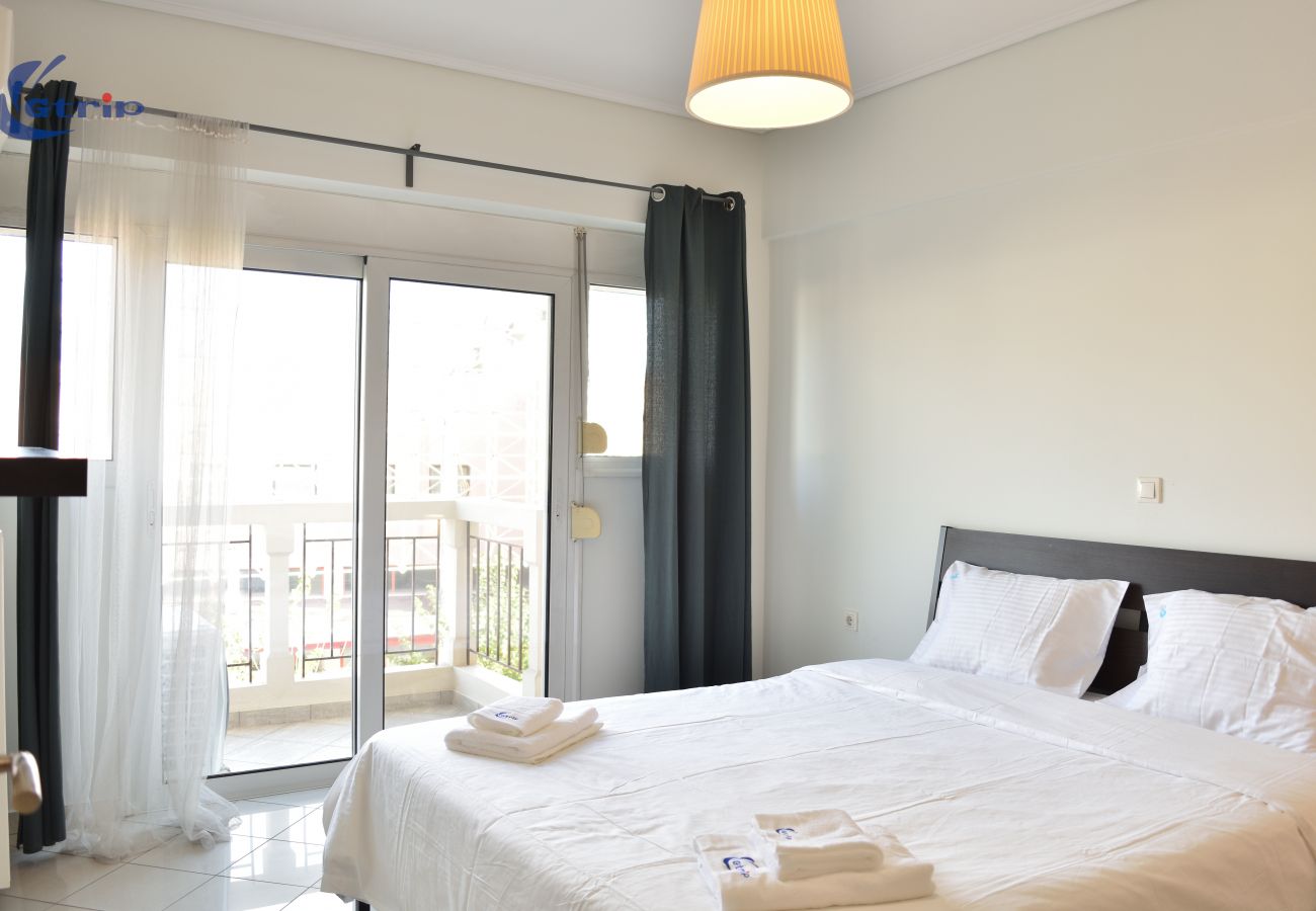 Apartment in Athens - Gtrip Modern Getaway Apartment N202