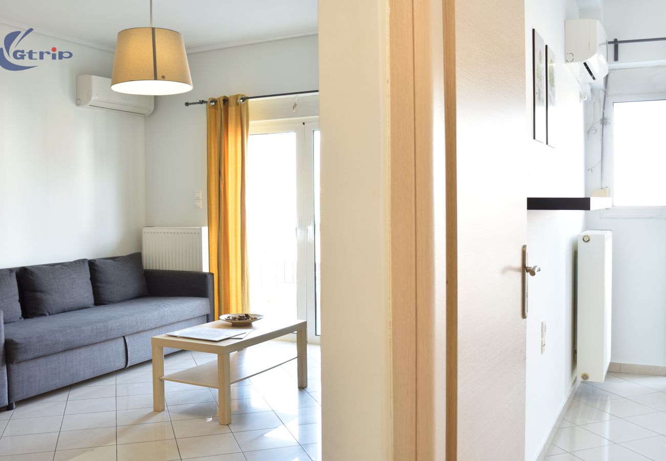 Apartment in Athens - Gtrip Modern Getaway Apartment N202